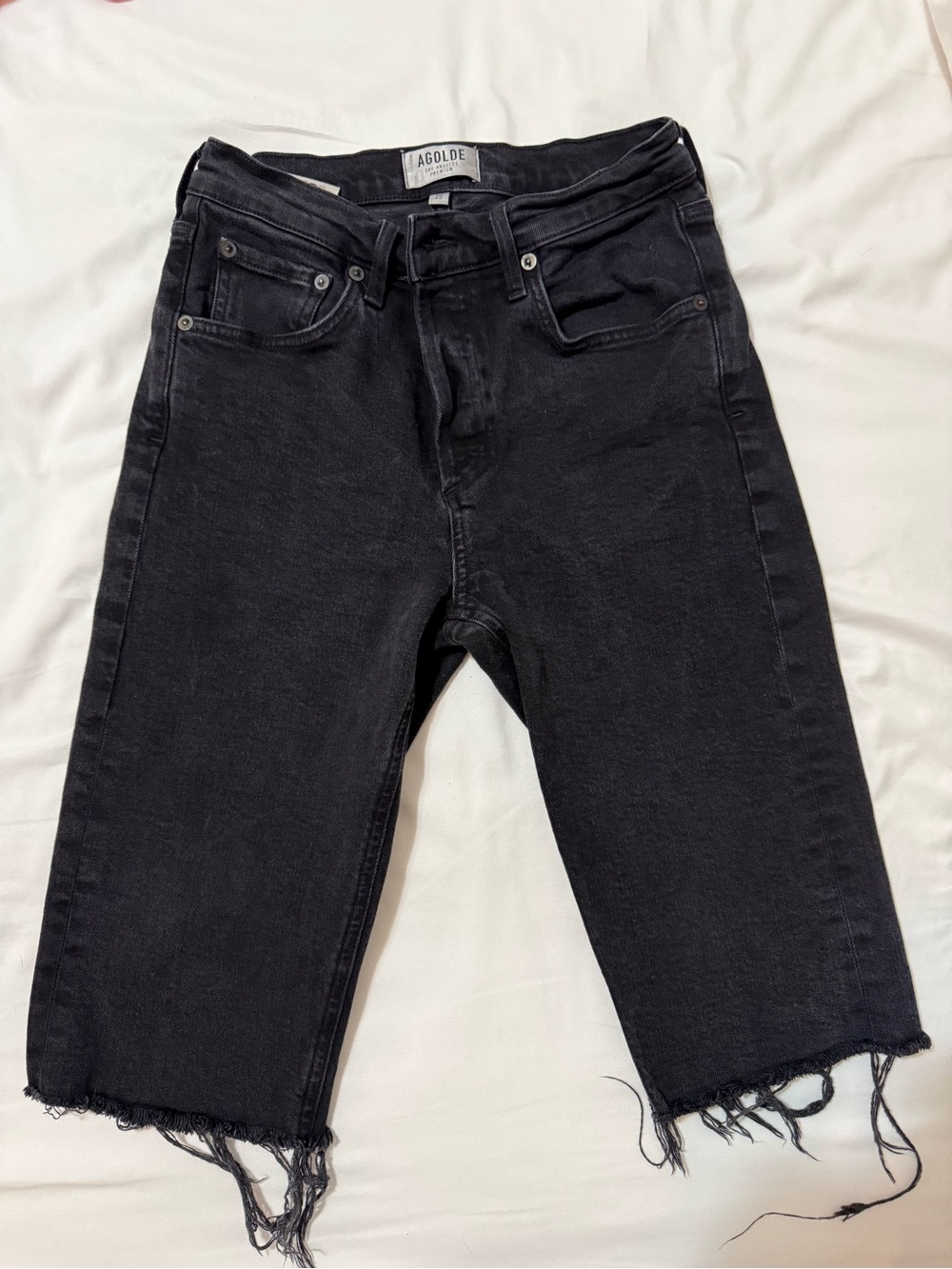 AGOLDE Capri Jean CutOffs Black Jean Shorts